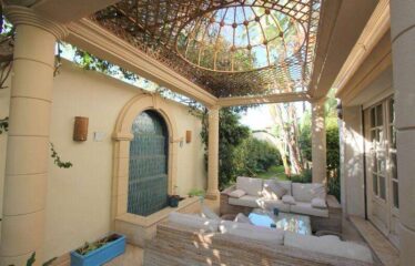 Villa En Location Meublé Sur CIL